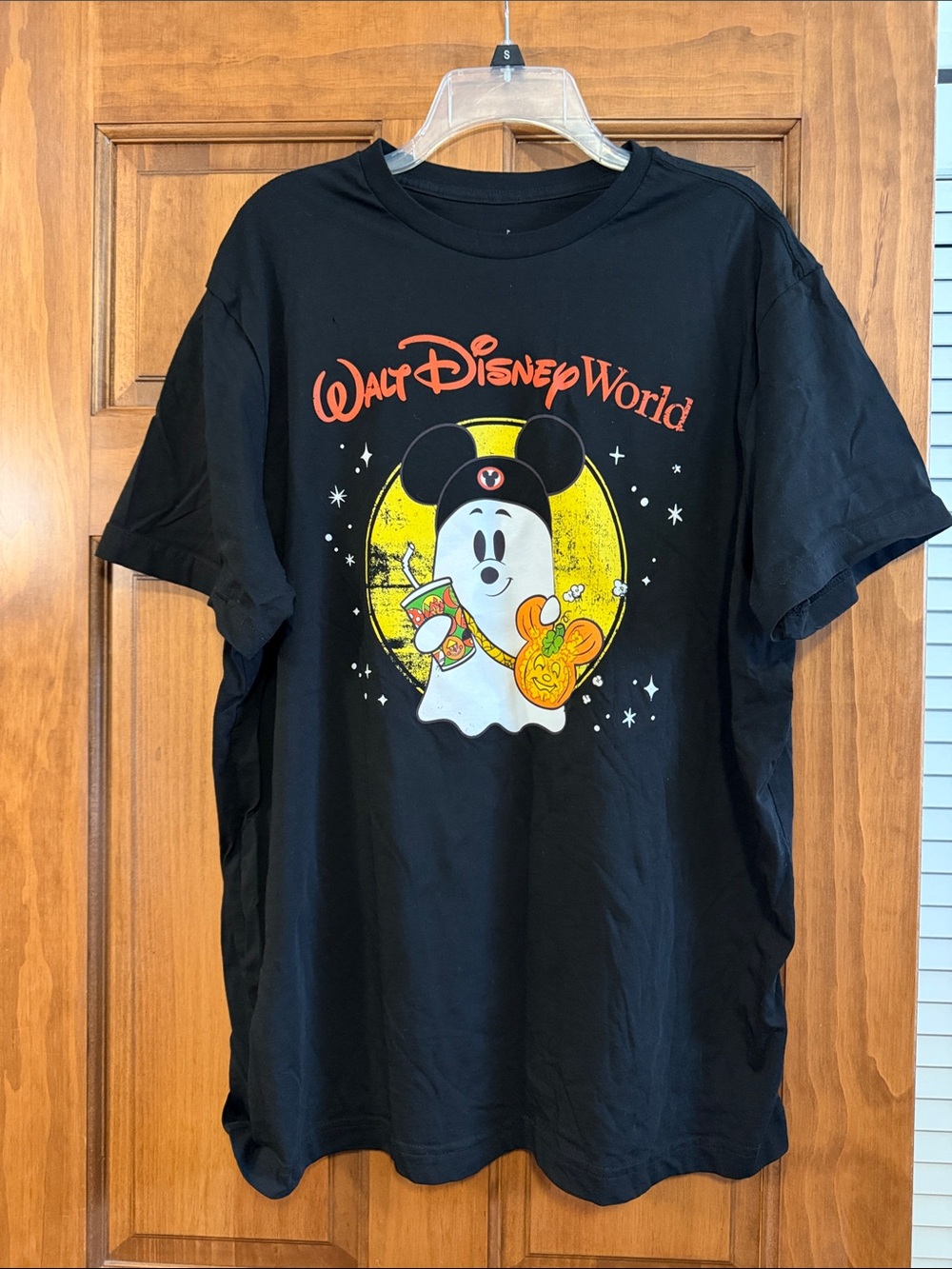Disney Black Tee with Ghost Mickey and Pumpkin Graphics XL Unisex
